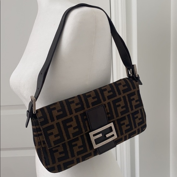 Fendi Handbags - Fendi Zucca Baguette